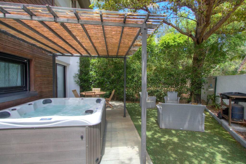 Le Grand Bleu - Jacuzzi - Apt La Saline Le Bains Exteriér fotografie