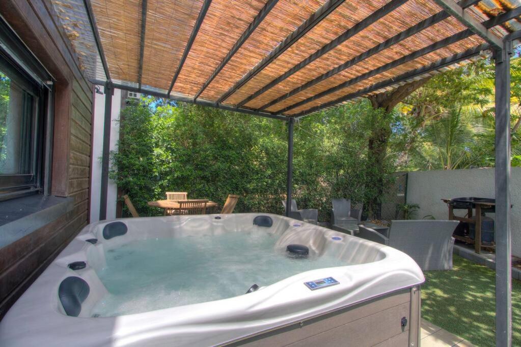 Le Grand Bleu - Jacuzzi - Apt La Saline Le Bains Exteriér fotografie